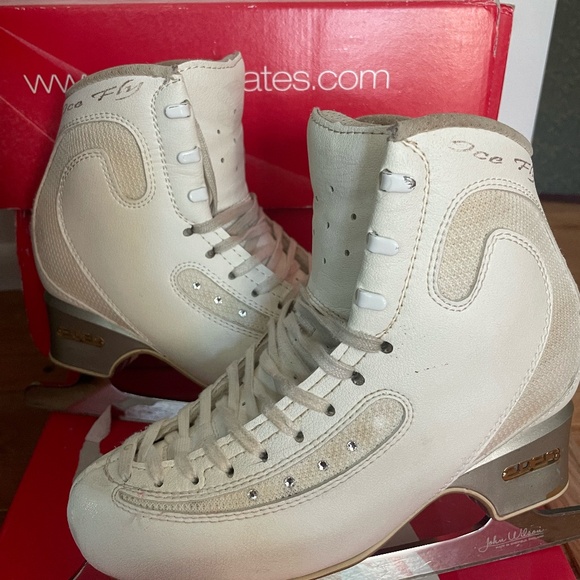 Edea Icefly Figure skates size 230 - Picture 1 of 3
